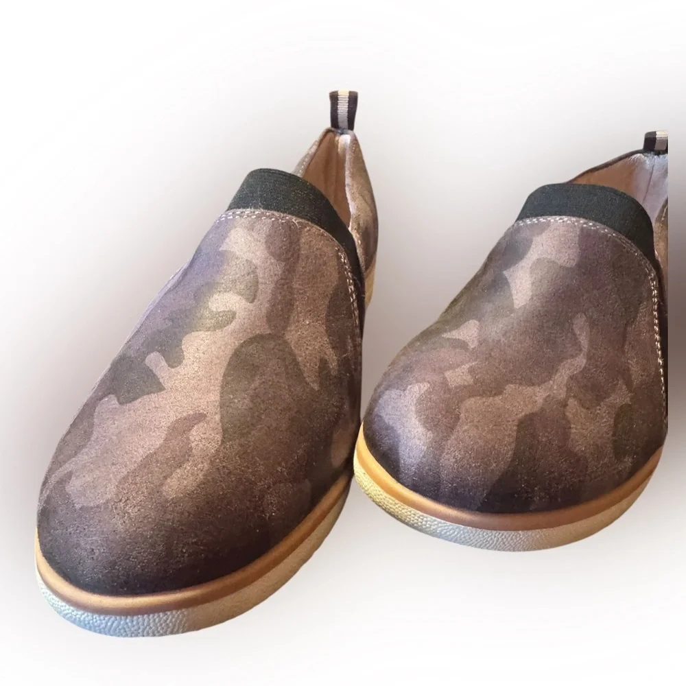 Naturalizer Soul Idea Camo Slip On Sneaker SZ 8.5